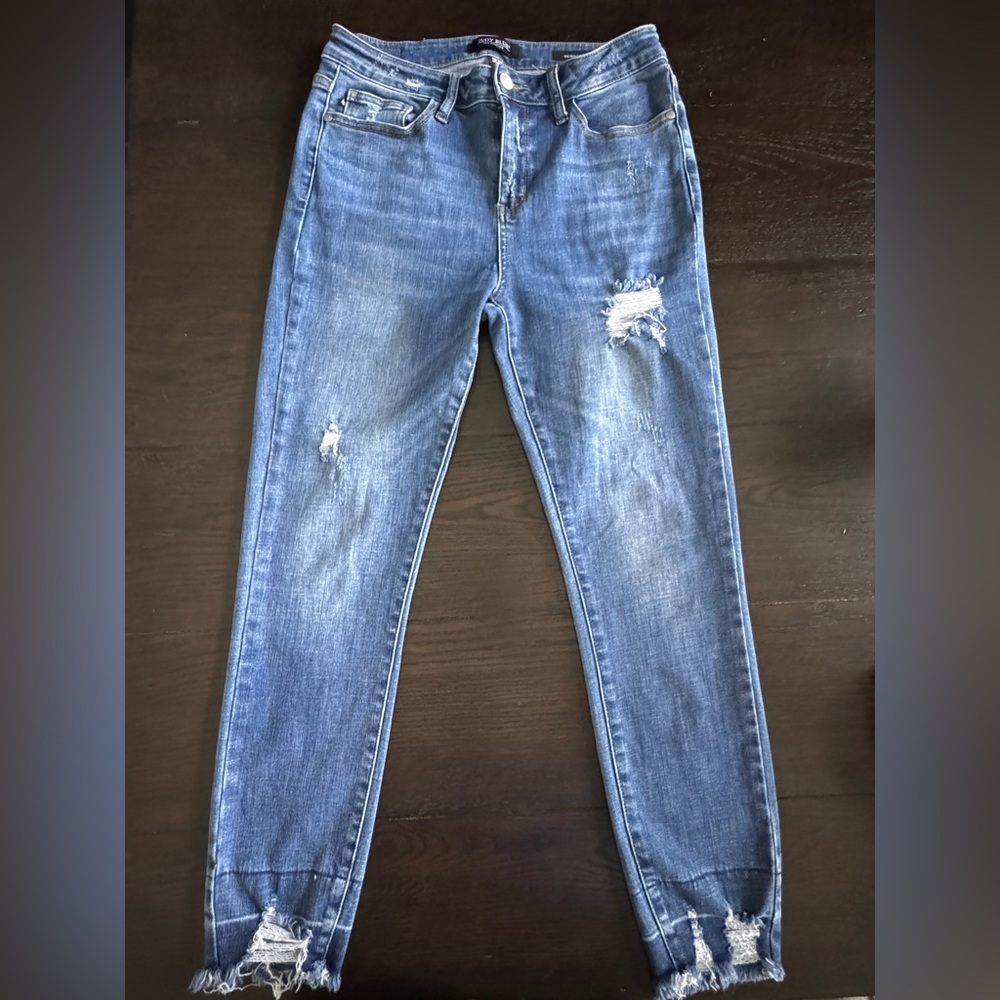 Women’s Judy Blue Skinny Distressed Jeans